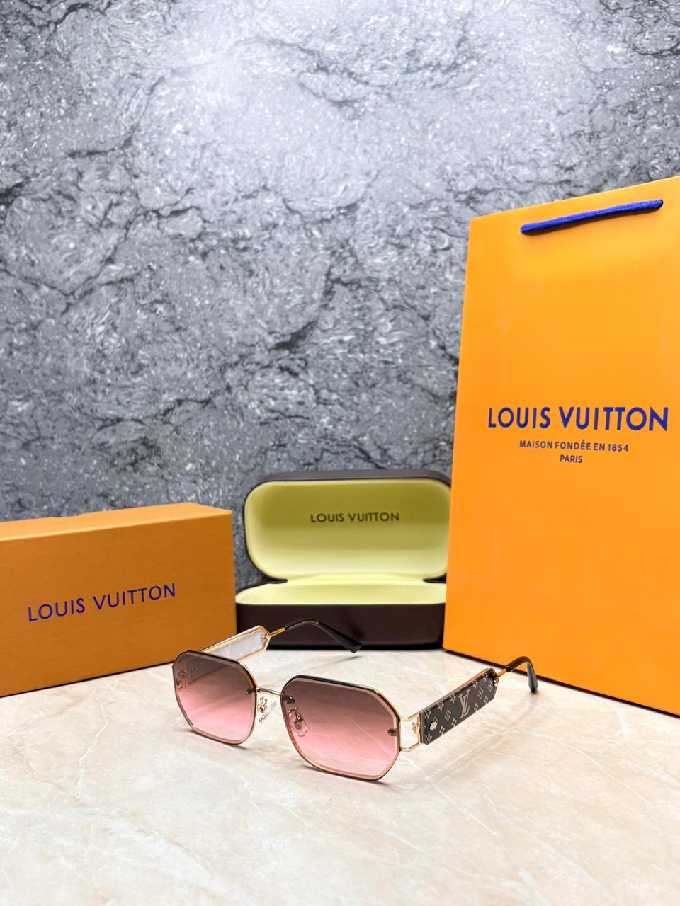 Louis Vuitton Geometric Sunglasses - Pink Gradient